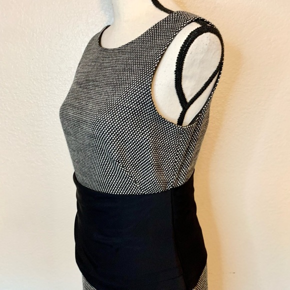 Akris Punto Sheath Dress Black With White Polka Dots Waist Sash 99% Wool Size 6 - Picture 10 of 16
